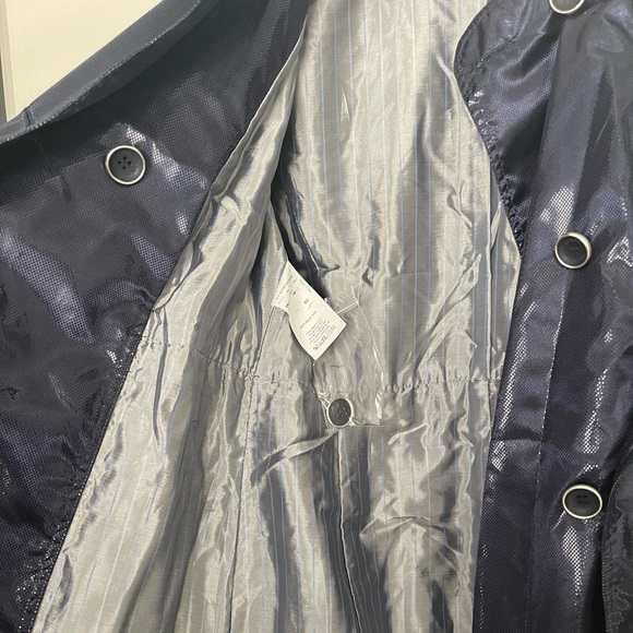 Authentic Armani Collezioni Bubble Hem Trench - Picture 6 of 10